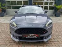 Gebraucht Ford Focus ST 185 PS (136 kW) 2017 Grau Limousine