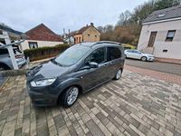 Gebraucht Ford Tourneo Courier Titanium 101 PS (74 kW) 2015 Grau Van / Kleinbus