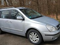 Gebraucht Kia Carnival 185 PS (136 kW) 2007 Silber Van / Kleinbus