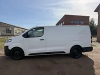 Gebraucht Opel Vivaro-e Combi 122 PS (89 kW) 2021 Weiß Van / Kleinbus