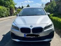 Gebraucht BMW 220 Gran Tourer Sport Line 190 PS (139 kW) 2018 Silber Van / Kleinbus
