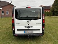Second-hand Renault Trafic 2015 Alb Monovolum