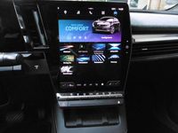 Gebraucht Renault Megane E-Tech Techno 160 kW (218 PS) 2023 Gris kqj + noir gne Limousine