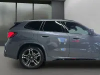 Neu BMW iX1 Performance 230 kW (313 PS) 2026 Grau SUV