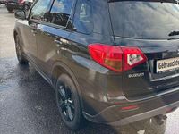 Gebraucht Suzuki Vitara 140 PS (102 kW) 2018 Cosima black SUV