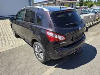 Gebraucht Nissan Qashqai Visia 141 PS (103 kW) 2012 Violett SUV