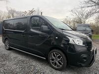 Gebraucht Renault Trafic 140 PS (102 kW) 2016 Schwarz Van / Kleinbus