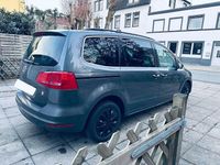 Gebraucht VW Sharan 140 PS (102 kW) 2012 Grau Van / Kleinbus