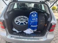 Gebraucht Mercedes B180 116 PS (85 kW) 2011 Silber Van / Kleinbus