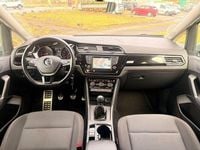 Gebraucht VW Touran Sound 116 PS (85 kW) 2017 Silber Van / Kleinbus