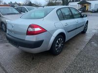 Gebraucht Renault Mégane II 113 PS (83 kW) 2004 Silber Limousine