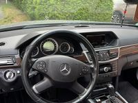 Gebraucht Mercedes E220 180 PS (132 kW) 2010 Grau Limousine