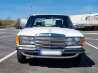 Gebraucht Mercedes 200 109 PS (80 kW) 1983 Weiß Limousine