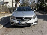 Gebraucht Mercedes A200 156 PS (114 kW) 2014 Silber Kleinwagen