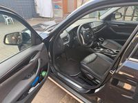 Gebraucht BMW X1 143 PS (105 kW) 2012 Schwarz SUV