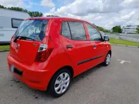 Gebraucht Hyundai i10 Classic 69 PS (50 kW) 2013 Rot Kleinwagen