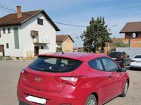 Gebraucht Hyundai i30 100 PS (73 kW) 2013 Rot Kleinwagen