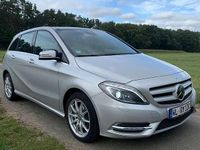 Gebraucht Mercedes 200 136 PS (100 kW) 2012 Polarsilber  metalliclack Van / Kleinbus
