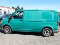 Second-hand VW Transporter 102 CP (75 kW) 2008 Verde Van