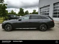 Gebraucht Mercedes E300 197 PS (144 kW) 2025 Lack graphitgrau Kombi