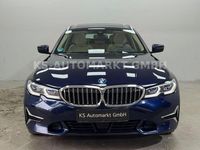 Gebraucht BMW 330e Performance 292 PS (214 kW) 2022 Blau Limousine