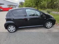Używany Toyota Aygo Cool 68 KM (50 kW) 2011 Czarny Hatchback