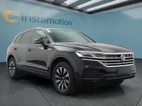 Gebraucht VW Touareg 231 PS (169 kW) 2024 Schwarz SUV