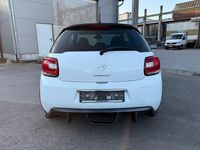 Second-hand Citroën DS3 So Chic 120 CP (88 kW) 2012 Negru Hatchback