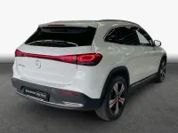 Gebraucht Mercedes EQA250 Progressive 139 kW (190 PS) 2023 Polarweiß SUV
