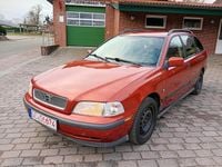 Gebraucht Volvo V40 116 PS (85 kW) 1998 Rot Kombi