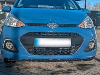 Gebraucht Hyundai i10 87 PS (63 kW) 2014 Blau Kleinwagen