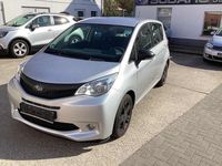 Gebraucht Subaru Trezia Active 99 PS (72 kW) 2013 Silber Kleinwagen