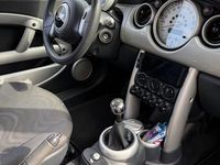 Second-hand Mini ONE 90 CP (66 kW) 2004 Negru Hatchback