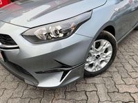 Neu Kia Ceed Vision 101 PS (74 kW) 2026 Lunarsilber Kleinwagen