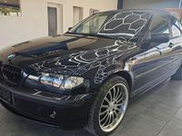 Gebraucht BMW 318 Lifestyle 143 PS (105 kW) 2003 Blau Limousine