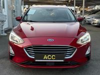 Gebraucht Ford Focus Titanium 150 PS (110 kW) 2019 Rot Limousine