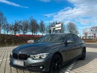 Gebraucht BMW 318 150 PS (110 kW) 2016 Grau Limousine