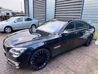 Gebraucht BMW 750 380 PS (279 kW) 2015 Schwarz Limousine