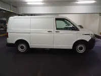Używany VW Transporter 150 KM (110 kW) 2021 Biały Van