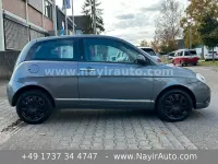 Gebraucht Lancia Ypsilon 77 PS (56 kW) 2010 Grau Kleinwagen