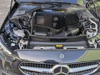 Gebraucht Mercedes C200 Avantgarde 204 PS (150 kW) 2022 Kombi