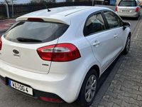 Gebraucht Kia Rio FIFA World Cup Edition 90 PS (66 kW) 2013 Limousine
