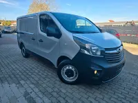 Używany Opel Vivaro 145 KM (106 kW) 2018 Srebrny Minivan