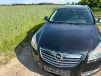 Gebraucht Opel Insignia 160 PS (117 kW) 2012 Schwarz Kombi