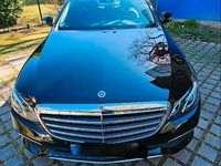 Gebraucht Mercedes E220 194 PS (142 kW) 2019 Schwarz Limousine