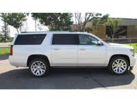 gebraucht Chevrolet Suburban Premier 5.3V8 Eco 4x4 versch. Farben