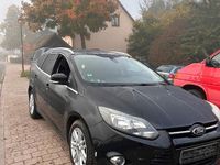 Gebraucht Ford Focus 140 PS (102 kW) 2014 Schwarz Kombi