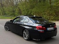 Używany BMW M550 381 KM (280 kW) 2016 Czarny Sedan/Limuzyna