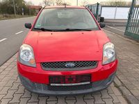 Gebraucht Ford Fiesta Ambiente 69 PS (50 kW) 2007 Rot Kleinwagen