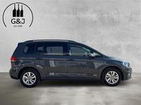 Gebraucht VW Touran Comfortline 150 PS (110 kW) 2024 Grau Van / Kleinbus